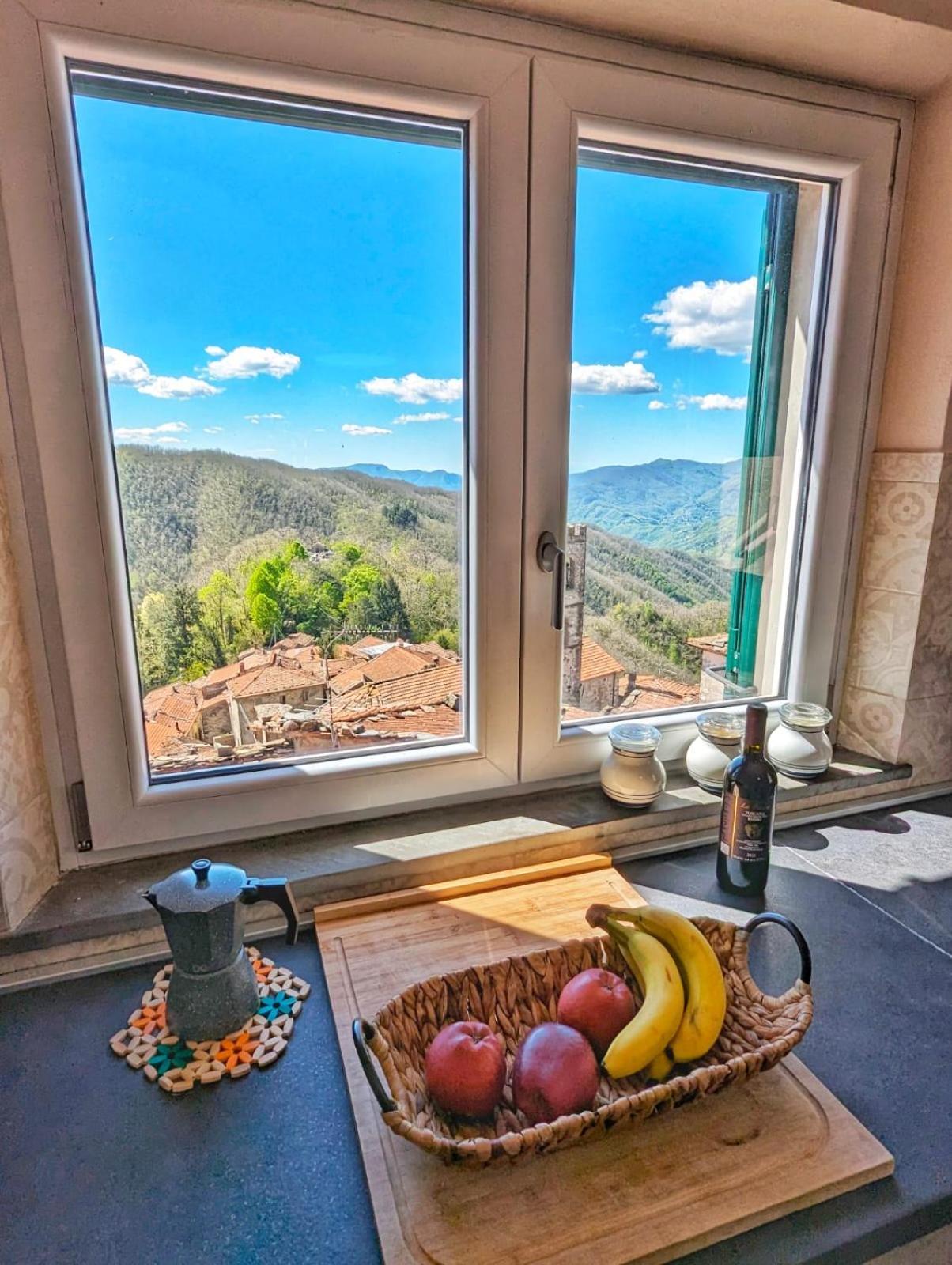 Vila Casa Bellavista Montefegatesi Exteriér fotografie